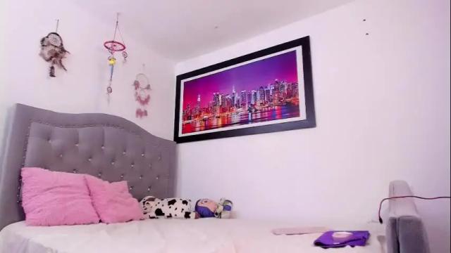 Image 8 of karlaa_oz Stream on Chaturbate on 3 months ago