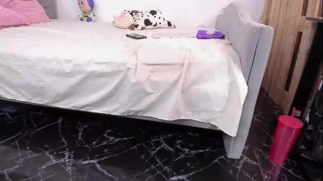 Image 7 of karlaa_oz Stream on Chaturbate on 2 months ago