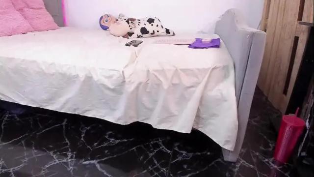 Image 8 of karlaa_oz Stream on Chaturbate on 1 month ago