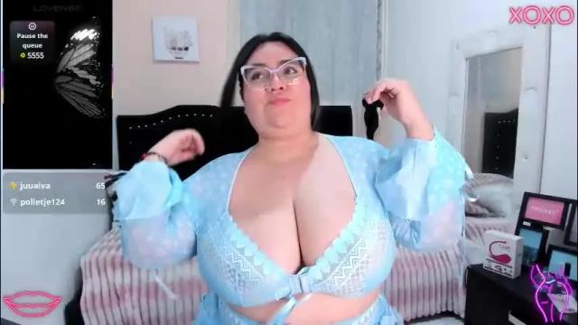 Image 12 of karlaalane Stream on Chaturbate on 5 months ago