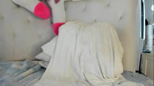 Image 6 of karlagirlfox Stream on Chaturbate on 1 month ago