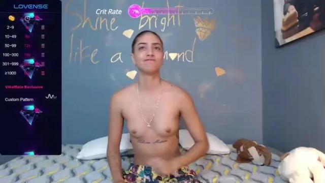 Image 4 of karlaroger1 Stream on Chaturbate on 14 months ago