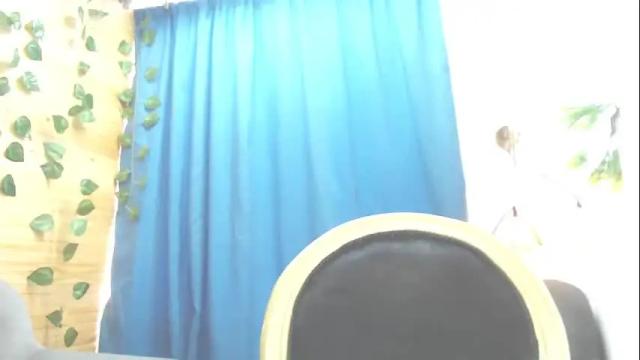 Image 2 of karlatitsxxx Stream on Chaturbate on 21 months ago