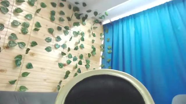 Image 7 of karlatitsxxx Stream on Chaturbate on 21 months ago