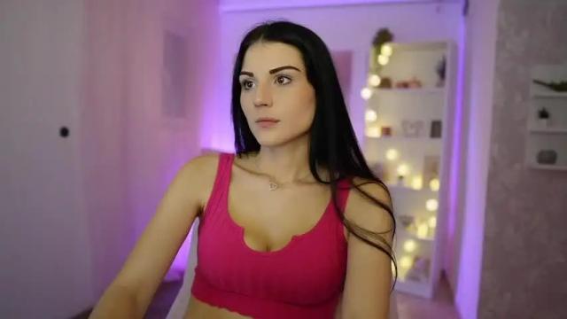 Image 3 of karlee_grey__ Stream on Chaturbate on 19 months ago