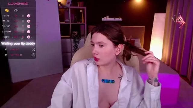 Image 8 of karlie_klossss Stream on Chaturbate on 19 months ago