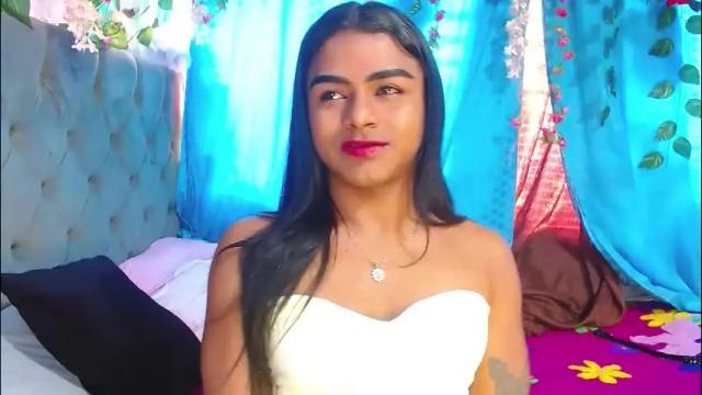 Image 2 of karly_coffe Stream on Chaturbate on 1 month ago