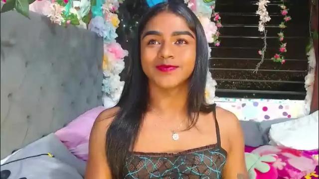 Image 2 of karly_coffe Stream on Chaturbate on 1 month ago