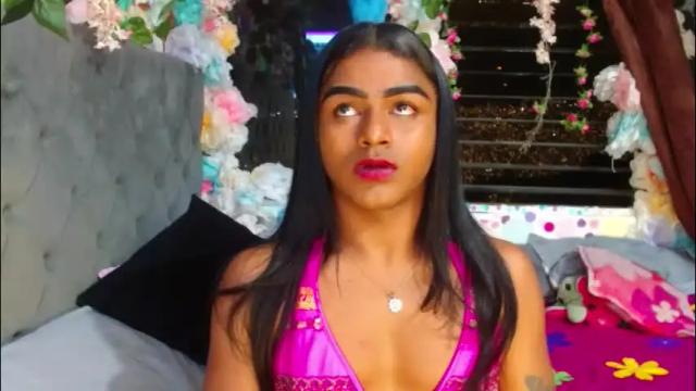 Image 2 of karly_coffe Stream on Chaturbate on 1 month ago