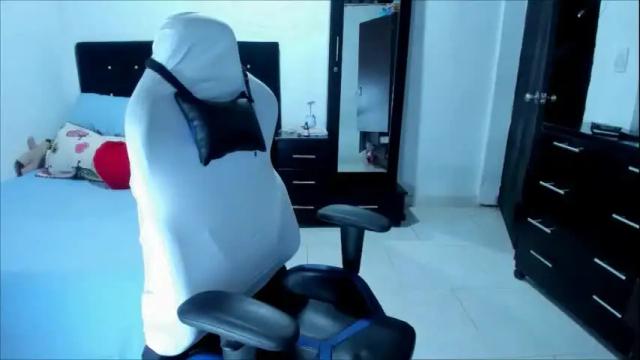 Image 6 of karly_shiine_ Stream on Chaturbate on 28 days ago