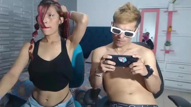 Image 12 of karlyandcarlos Stream on Chaturbate on 12 months ago