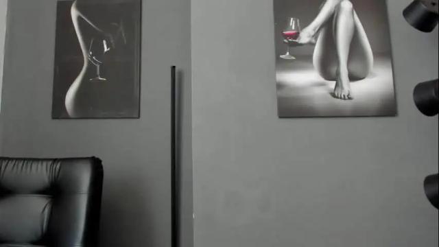 Image 2 of karlyjons_ Stream on Chaturbate on 1 month ago