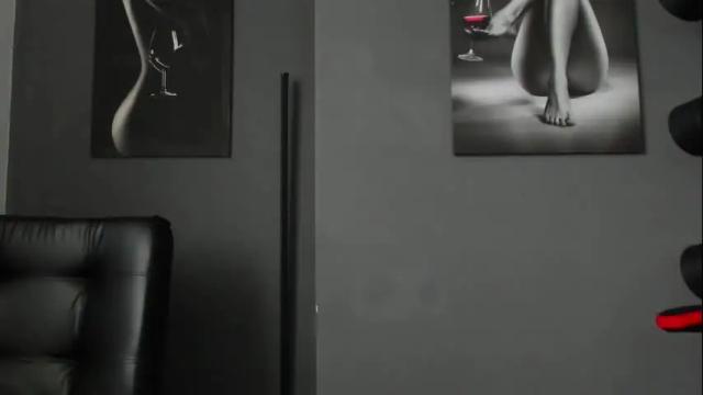 Image 6 of karlyjons_ Stream on Chaturbate on 2 months ago