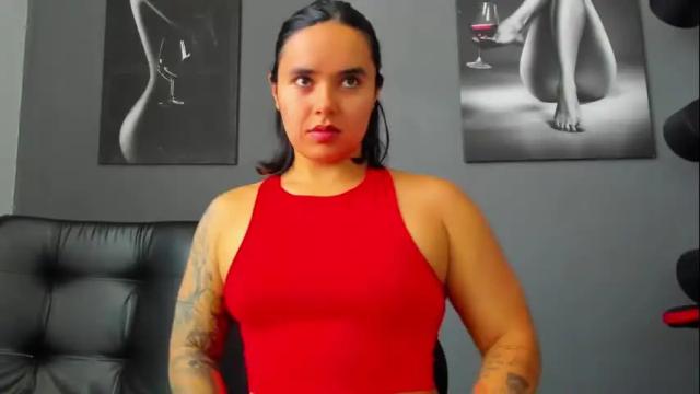 Image 8 of karlyjons_ Stream on Chaturbate on 1 month ago
