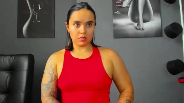 Image 12 of karlyjons_ Stream on Chaturbate on 27 days ago