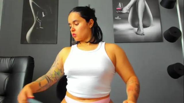 Image 11 of karlyjons_ Stream on Chaturbate on 13 days ago