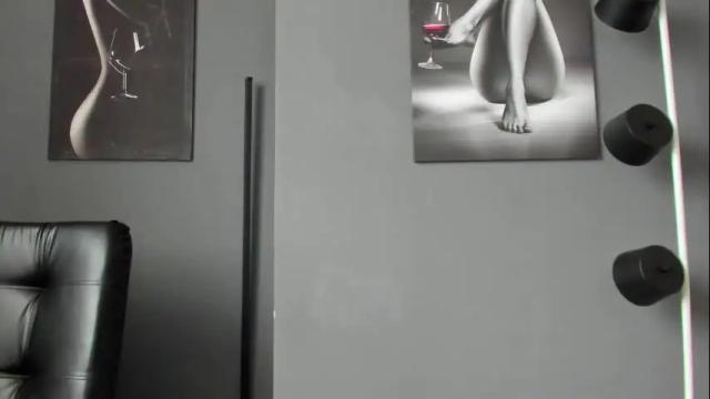 Image 2 of karlyjons_ Stream on Chaturbate on 5 days ago