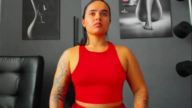 Image 8 of karlyjons_ Stream on Chaturbate on 5 days ago