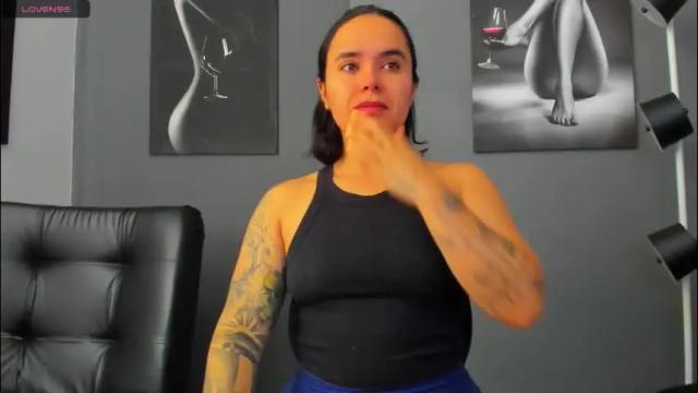 Thumbnail 3, karlyjons_'s Stream at Chaturbate, 2 months ago