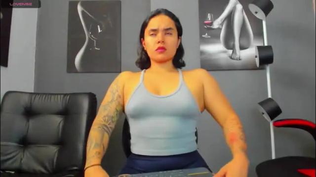 Thumbnail 1, karlyjons_'s Stream at Chaturbate, 1 month ago
