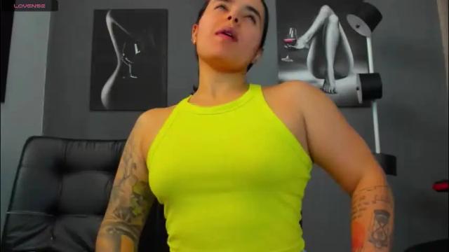 Thumbnail 3, karlyjons_'s Stream at Chaturbate, 1 month ago