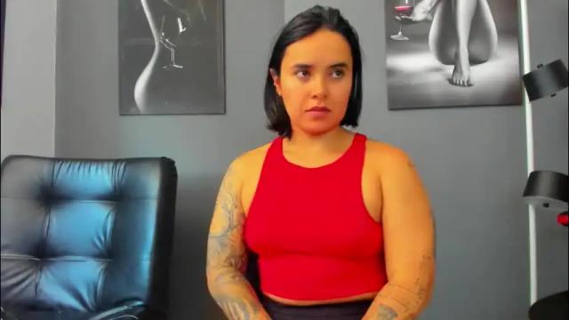 Image 11 of karlyjons_ Stream on Chaturbate on 23 days ago