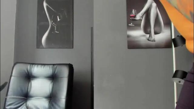 Image 11 of karlyjons_ Stream on Chaturbate on 10 days ago