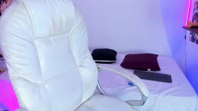 Image 11 of karmalj Stream on Chaturbate on 21 months ago