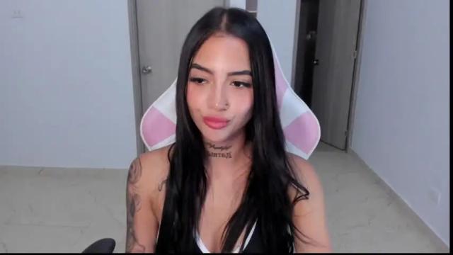 Image 8 of karmalj Stream on Chaturbate on 20 months ago