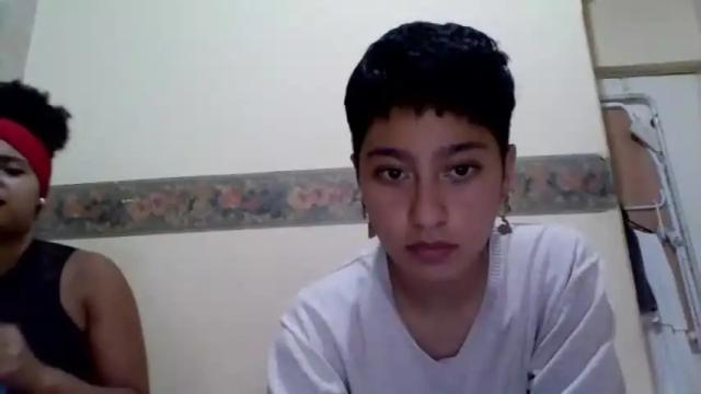 Image 2 of karmaticas Stream on Chaturbate on 14 months ago