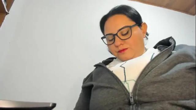 Image 10 of karol103900 Stream on Chaturbate on 1 month ago