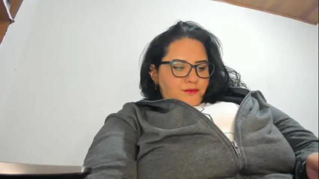 Image 12 of karol103900 Stream on Chaturbate on 1 month ago