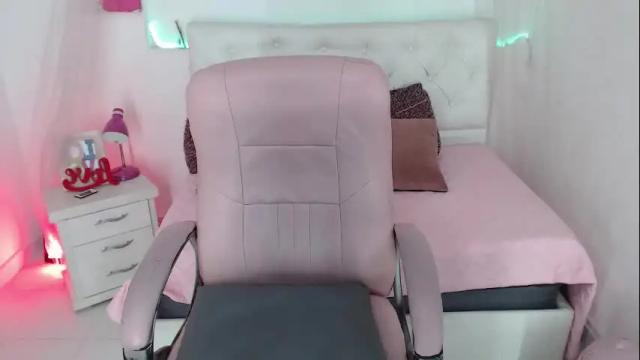 Image 7 of karol_adams_1 Stream on Chaturbate on 1 month ago