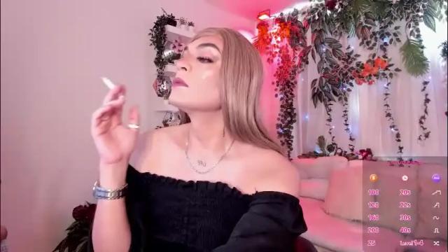 Image 2 of karol_elegance_ Stream on Chaturbate on 1 month ago