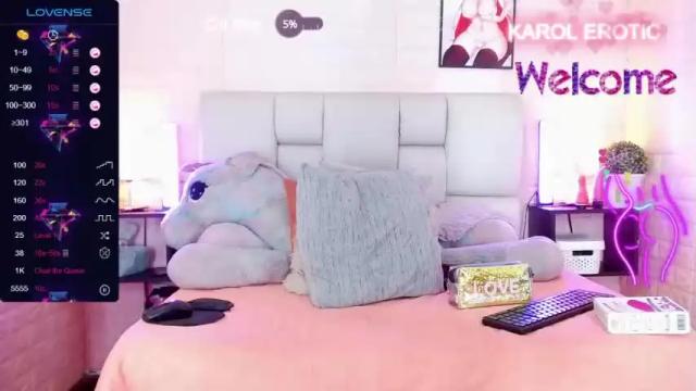 Image 6 of karol_erotic Stream on Chaturbate on 17 months ago