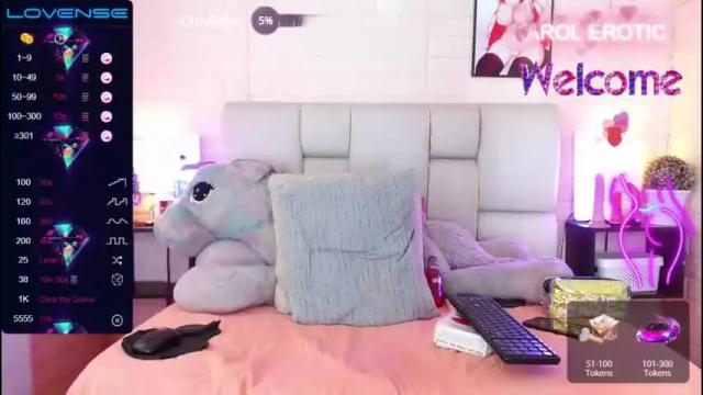 Image 2 of karol_erotic Stream on Chaturbate on 17 months ago