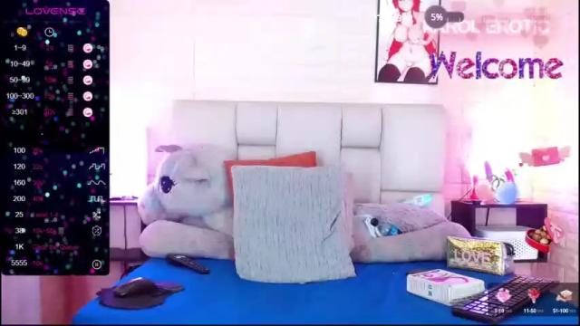 Image 8 of karol_erotic Stream on Chaturbate on 16 months ago