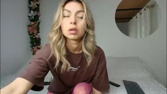 Image 11 of karol_goode Stream on Chaturbate on 28 days ago