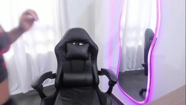 Image 4 of karol_ivonne Stream on Chaturbate on 1 day ago