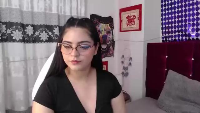Image 12 of karol_joens Stream on Chaturbate on 17 months ago
