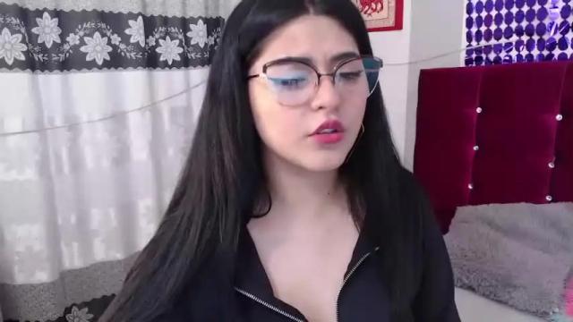 Image 10 of karol_joens Stream on Chaturbate on 17 months ago