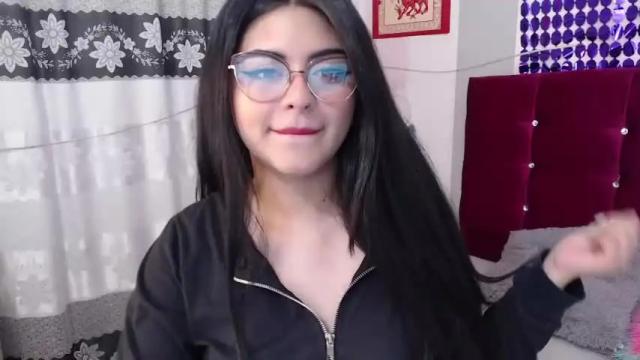 Image 12 of karol_joens Stream on Chaturbate on 17 months ago