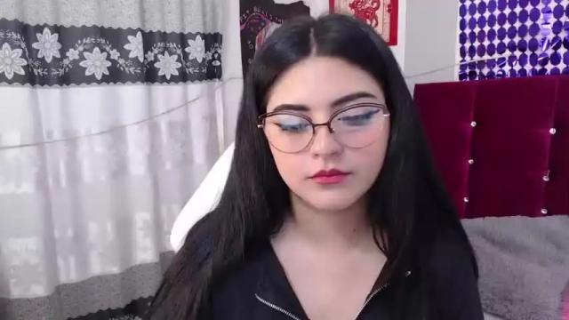Image 4 of karol_joens Stream on Chaturbate on 17 months ago