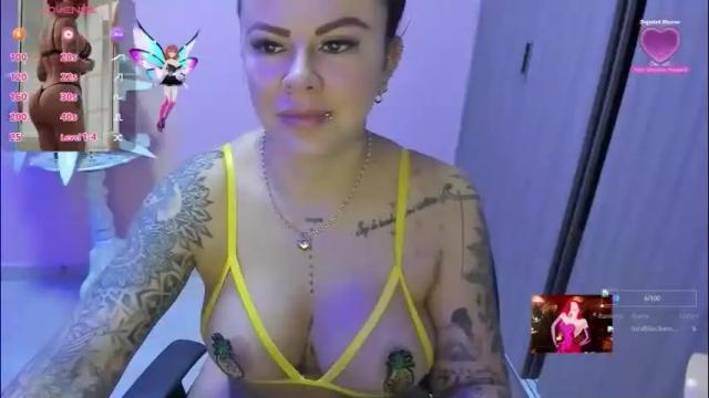 Image 3 of karol_milf__ Stream on Chaturbate on 2 months ago