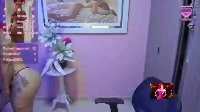 Image 11 of karol_milf__ Stream on Chaturbate on 27 days ago