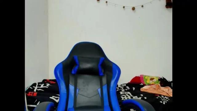 Image 12 of karol_naughty Stream on Chaturbate on 1 month ago