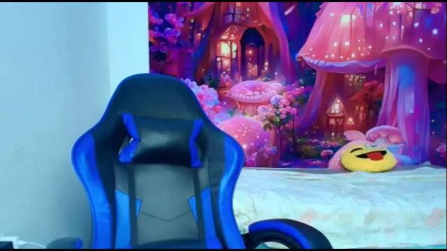 Image 3 of karol_naughty Stream on Chaturbate on 26 days ago