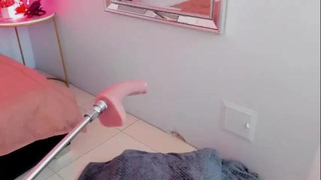 Image 4 of karol_page1 Stream on Chaturbate on 21 days ago