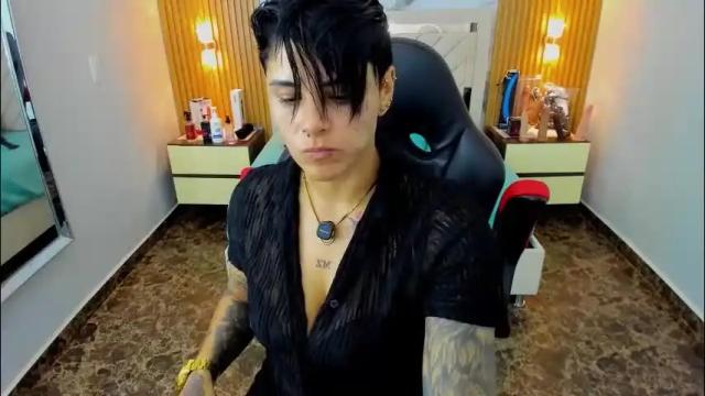 Image 7 of karolandluna Stream on Chaturbate on 27 days ago