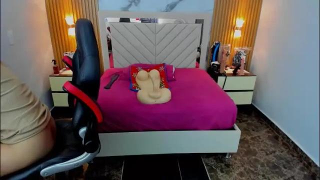 Thumbnail 1, karolandluna's Stream at Chaturbate, 14 days ago